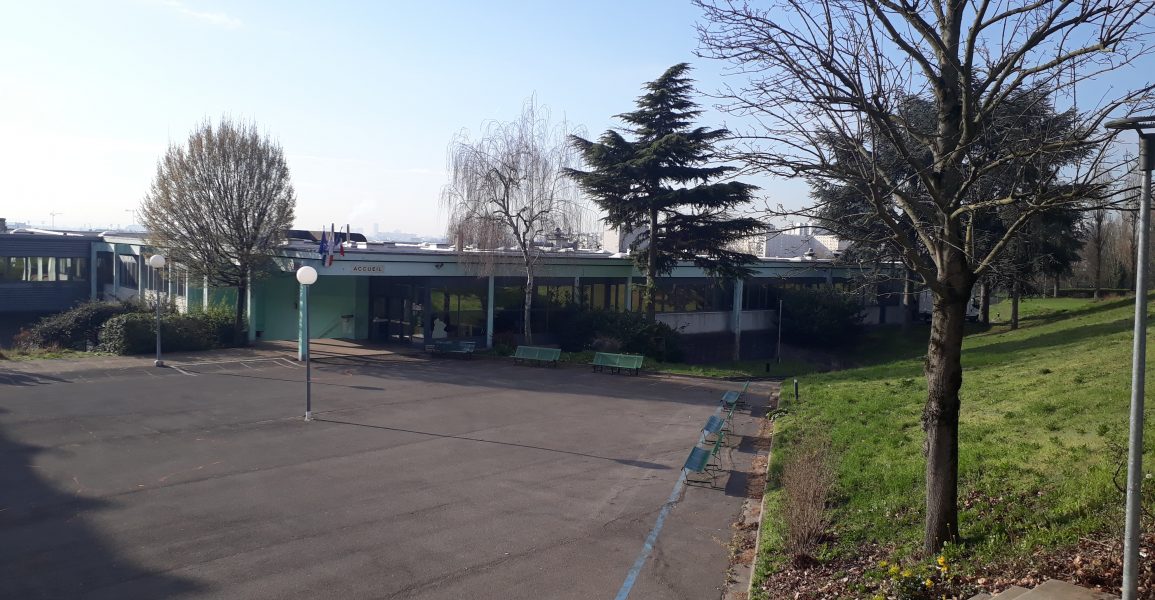 Lycée Romain Rolland Rue Lucien Nadaire Ivry Sur Seine