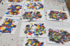 Marie-Claire-NGAUV.-Tale-Spe-Travail-preparatoire-a-Stratigraphie-une-superposition-de-peintures-ensuite-creusees.-4-scaled