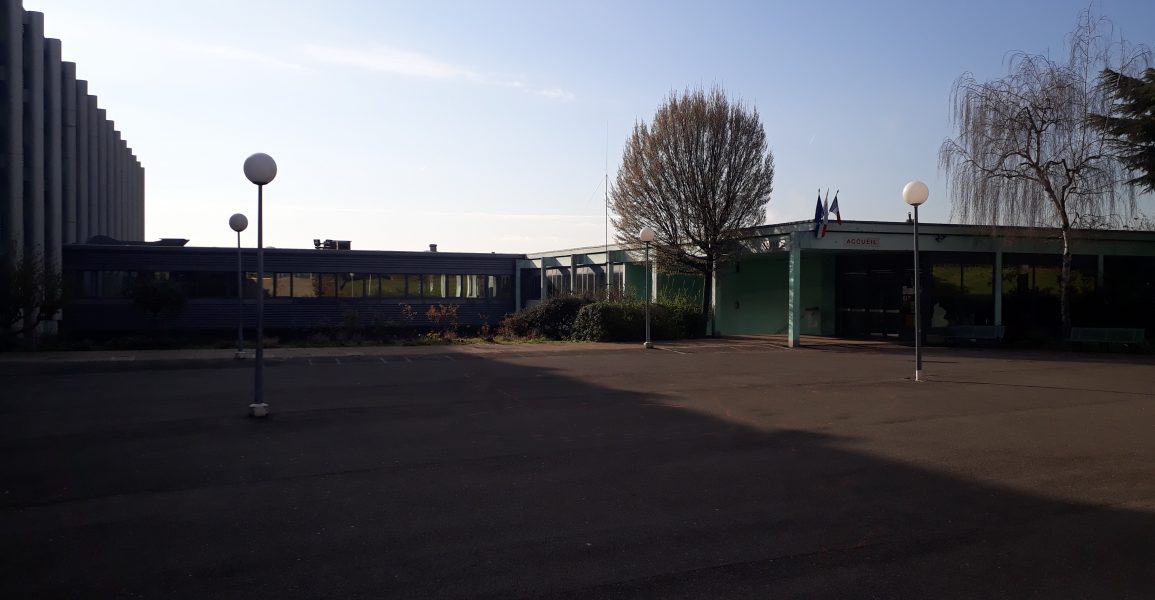 Lycée Romain Rolland Rue Lucien Nadaire Ivry Sur Seine